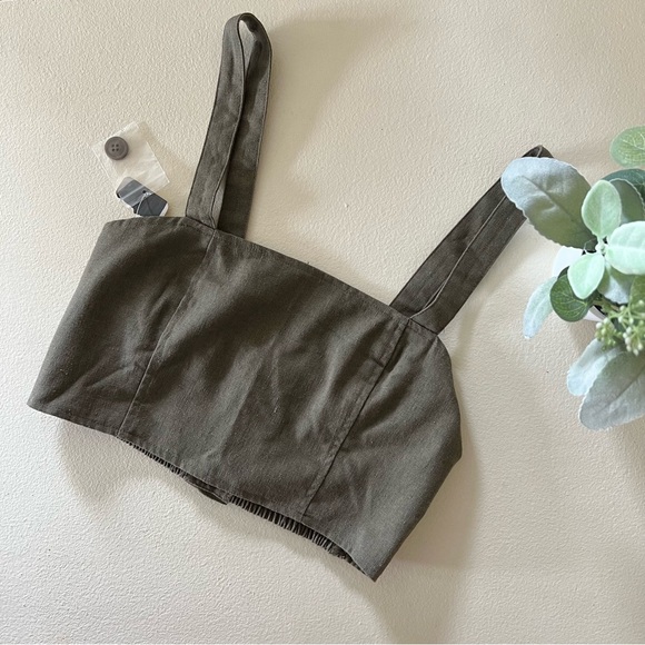 Urban Outfitters crop tank - Picture 1 of 6